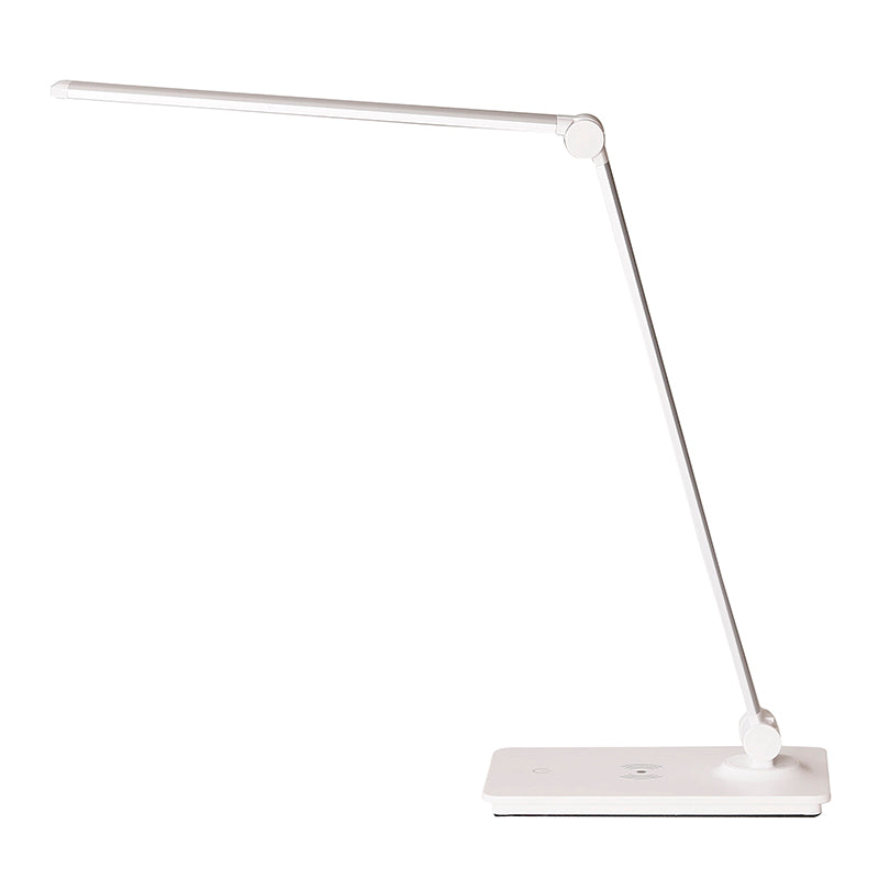 Lámpara de escritorio de brazo abatible y luminaria led de de alta potencia, botonera táctil con selector de intensidad. Con un diseño estilizado, moderno y funcional, realizado con materiales de alta calidad, su brazo articulado permite dirigir su haz de luz en cualquier dirección. Incorpora cargador inalámbrico IQ en la base. 