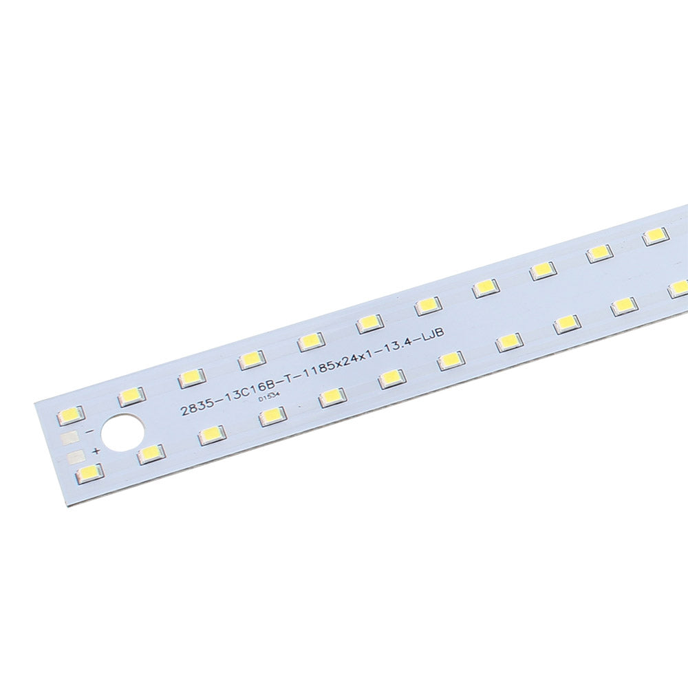 Tira LED rigida con el nuevo Chip EPISTAR de alta potencia lumínica SMD2835. Tira rígida de corriecte constante, sin caída de tensión de 880mm y dos filas de led con una potencia de 40W