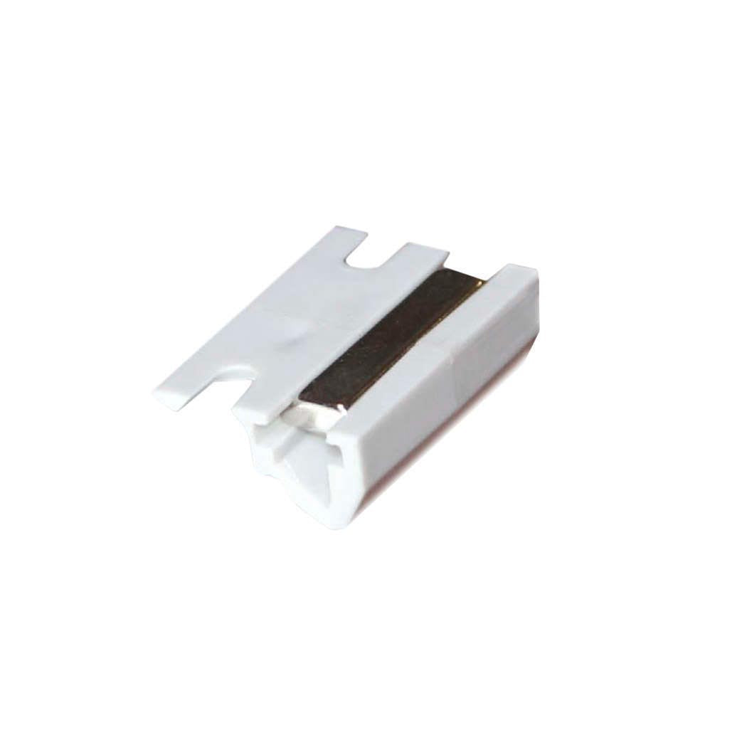 Pieza de sujeción para alojar un imán para la instalación de la barra LED BARLIS en cualquier superficie.