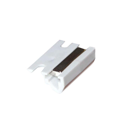Pieza de sujeción para alojar un imán para la instalación de la barra LED BARLIS en cualquier superficie.