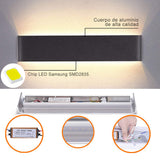Elegante aplique LED de pared de diseño minimalista. Permite generar un tipo de luz difusa y homogénea a la vez. Son elementos funcionales y decorativos. Los apliques de pared Led suelen ser luminarias que complementan a la iluminación principal siendo un elemento importante en la decoración de los más variados ambientes.