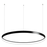 Luminaria de suspensión que permite múltiples composiciones creativas en combinación con otras lámparas CYCLE. La difusión de la luz en todo el anillo a través de una cubierta de silicona opal de alta difusión crea un ambiente perfecto para cualquier estancia.