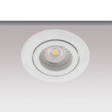 Aro orientable con diseño moderno y elegante. Podrás instalar todas nuestras dicroicas de forma rápida y sencilla. Es ideal para instalar en salones, dormitorios, aseos... oficinas, zonas de paso...