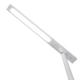 Lámpara led de estudio multifunción con linterna desmontable. Brazo orientable y luminaria led de alta potencia, botonera táctil con selector de color de luz. Con un diseño estilizado, moderno y funcional, realizado con materiales de alta calidad, su brazo orientable en todas las direcciones permite dirigir su haz de luz en cualquier dirección. 
