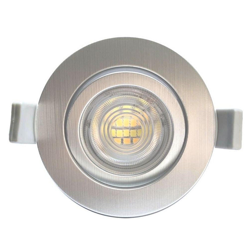 Downlight Led con Chip Osram y selector de color de luz (blanco cálido, neutro o frío) en un solo producto. Protección contra el agua IP54, especialmente diseñado para su instalación de aseos. Acabado en dorado suave.