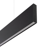 Luminaria lineal suspendida con un diseño arquitectónico en donde la última tecnología led es adaptada a la simplicidad de la lámpara de forma lineal que ofrece una luz difusa y suave. Es un verdadero punto de atracción en la decoración de cualquier ambiente.