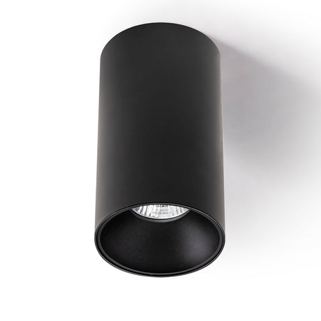 La Lámpara BOX es un Aplique de techo Led para la iluminación general de todo tipo de ambientes. De estilo minimalista fabricada en aluminio de alta calidad, lacado en color negro con reflector negro cromo y forma cilíndrica para suspender del techo, puede instalar como un plafón de techo