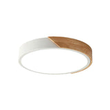 Luminaria de superfice LED con luz ajustable blanco cálido, neutro o frío e intensidad regulable con mando a distancia. Fabricada con chip led y driver de máxima calidad. Permite múltiples composiciones creativas. La difusión de la luz a través de un policarbonato opalizado de alta difusión crea un ambiente perfecto para cualquier estancia. 