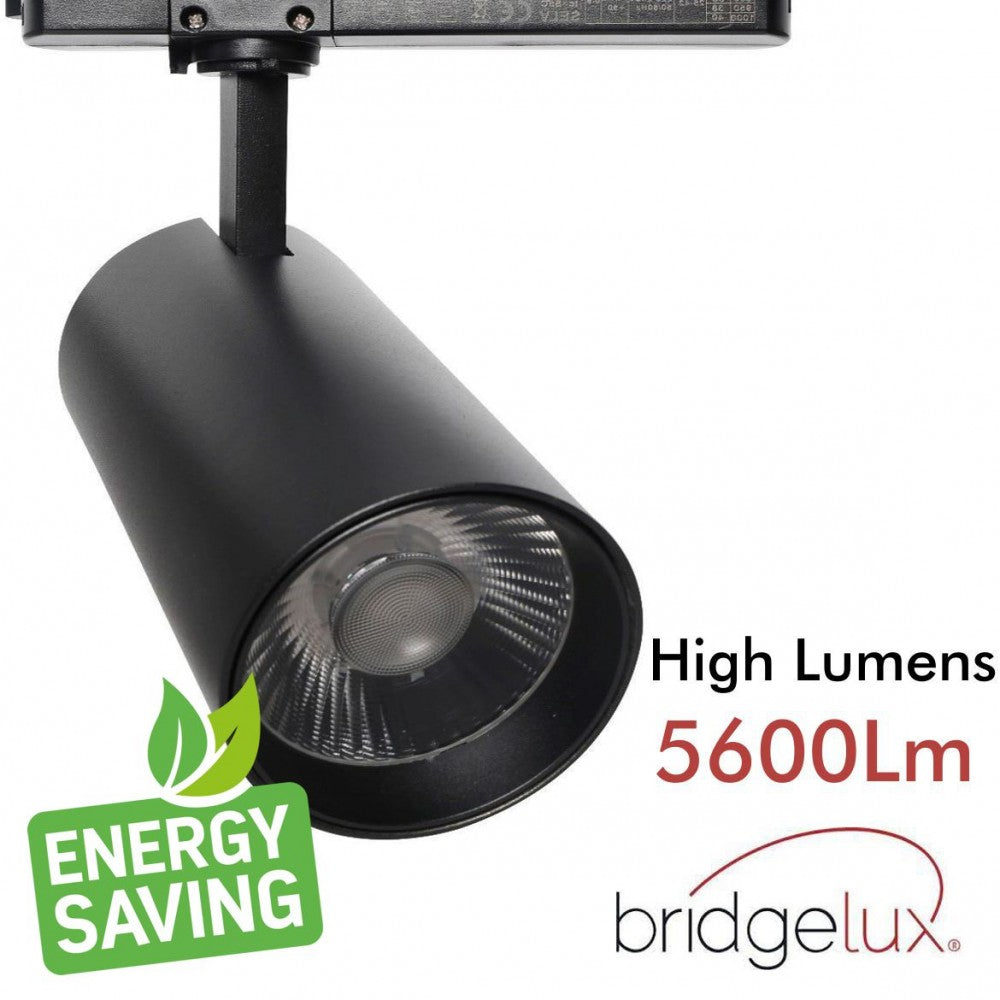 Incluye nuevo driver GXtronic no flicker y con selector de potencia de 34-36-38-40W para ajustarlo a tus necesidades. Chip led de alta luminosidad BRIDGELUX con un CRI>92 y 140lm/w. Lente antideslumbramiento con UGR13. Incluye dos lentes intercambiables para seleccionar el ángulo de apertura 24º ó 60º. 