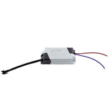 LED DRIVER de Corriente Constante especialmente diseñado para focos led de 10W, (8-12)x1W proporciona una gran economía y eficiencia.