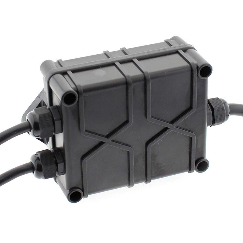 Controlador en caja estanca IP67 para controlar las luminarias RGB mediante Bluetooth a traves de la app gratuita para Android o IOS