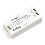 Amplificador para el sistema SYS. En combinación con el controlador SYS-T1 permite ampliar la instalación al doble de capacidad consiguiendo realizar instalaciones con un número ilimitado de luminarias compatibles son el sistema SYS.