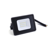 Foco LED exterior, proyector orientable de exterior LED de altas prestaciones y gran resistencia (IP65) máxima eficiencia energética y gran potencia de luminosidad. Carcasa de aluminio de inyección con radiador que garantiza una eficiente disipación del calor. 