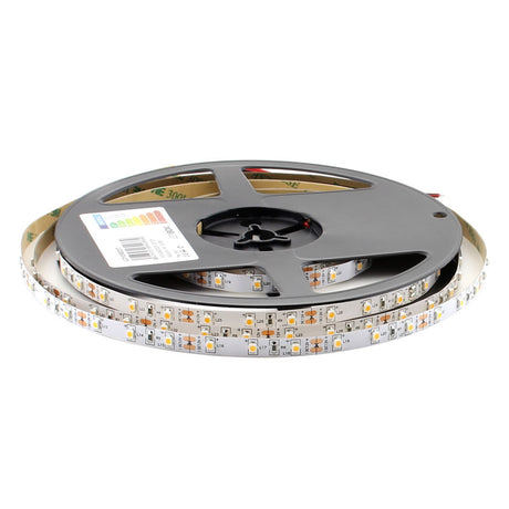 Rollo de tira LED monocolor de 5 metros (60 Leds/metro) de calidad superior. Con chip led Epistar SMD3528 de bajo consumo. Material flexible adaptable a cualquier superficie. En el dorso cuenta con un potente adhesivo 3M para colocar la tira en cualquier superficie. Genera poco calor y tiene un coste de mantenimiento muy bajo.