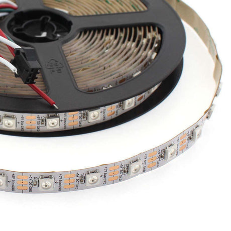 Tira LED inteligente, cada led es controlado individualmente en intensidad y color, por lo que puedes conseguir espectaculares efectos visuales y efectos de movimiento. Se puede cortar cada 1 led.