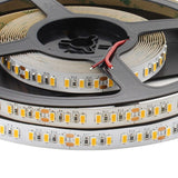 Tira LED con el nuevo Chip Samsung con 120led/metro de alta potencia lumínica SMD5630 y doble PCB de 12mm para una mejor disipación del calor. Incorpora cinta adhesiva 3M 300LSE para colocar la tira en cualquier superficie. Tira de 5 metros.