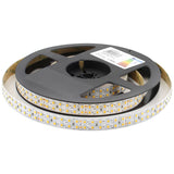 Tira LED con el nuevo Chip Samsung de alta potencia lumínica SMD2835. Incorpora cinta adhesiva 3M 300LSE  para colocar la tira en cualquier superficie. Tira de 5 metros con dos filas de led. Con sus 240led por metros ofrece una luminosidad de alto brillo para los proyectos más exigentes.