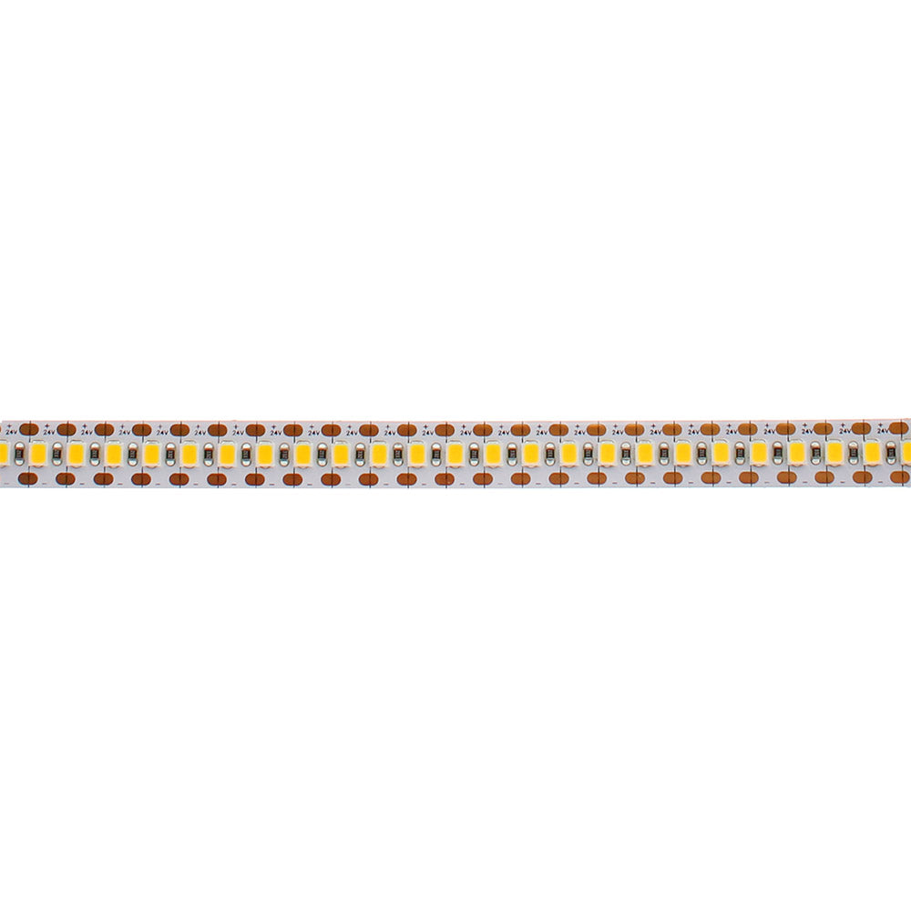 Tira LED con el nuevo Chip Samsung de alta potencia lumínica SMD2835. Incorpora cinta adhesiva 3M-300LSE de máxima calidad para colocar la tira en cualquier superficie. Tira de 5 metros con 900 led de alto brillo y un elevado CRI 95 que proporciona una luz espectacular. Puedes cortar la tira cada 5,55mm, total flexibidad para cualquier trabajo.