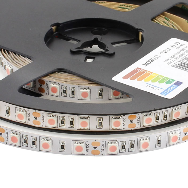 Tiras led especialmente concebidas para su instalación en lineales de alimentación para ofrecer una iluminación adecuada para crear una atmósfera que anima a los clientes a comprar y muestra la mejor cara de los productos. Realza el color y la naturalidad de los alimentos.
