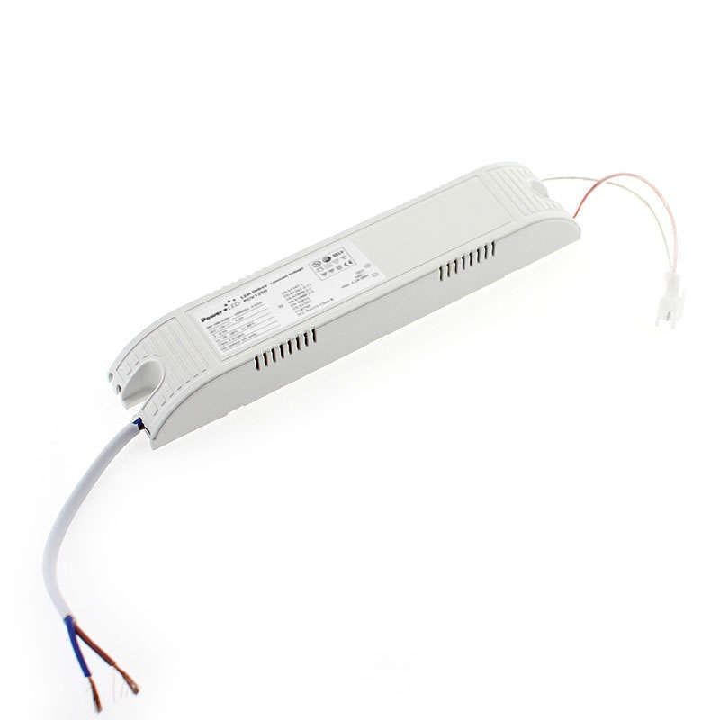 Led driver de corriente constante para luminarias LED para interiores.