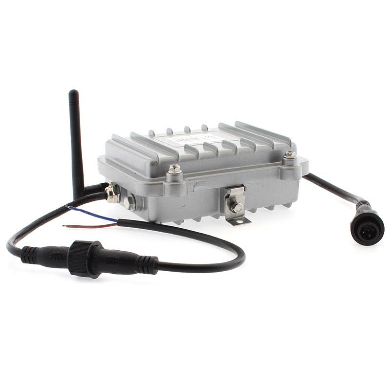 Transmisor/receptor inalámbrico DMX (512 canales) en caja estanca de alta resistencia para exteriores. Elimina el complejo cableado entre el controlador DMX y los dispositivos controlados por DMX en los sistemas de iluminación.