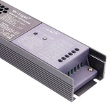 Un nuevo concepto de Controlador + Driver Led 100W integrado para cualquier tipo de tira led RGB+CCT, RGBW, RGB, CCT DUAL y MONO. En combinación del mando a distancia LD1051363 permite controlar hasta 8 zonas diferentes. Con autosincronización, transmite los comandos recibidos al resto de controladores a su alcance (30m) aumentando significativamente la distancia de la instalación. 