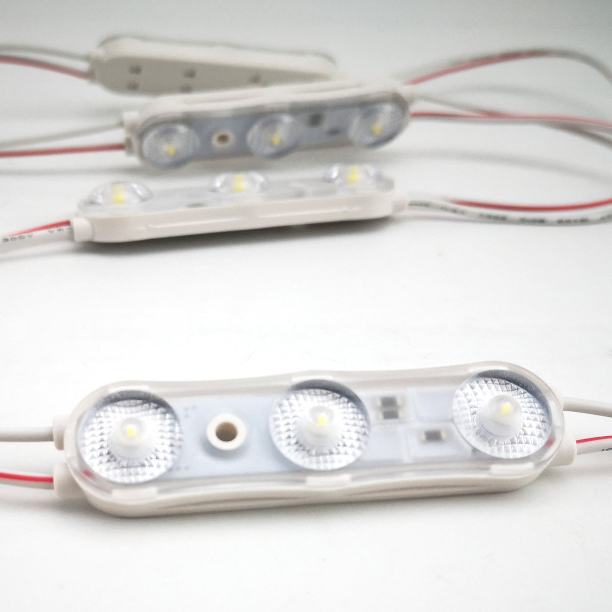 Módulo led ideal para proyectos especiales, rótulos luminosos, etc.