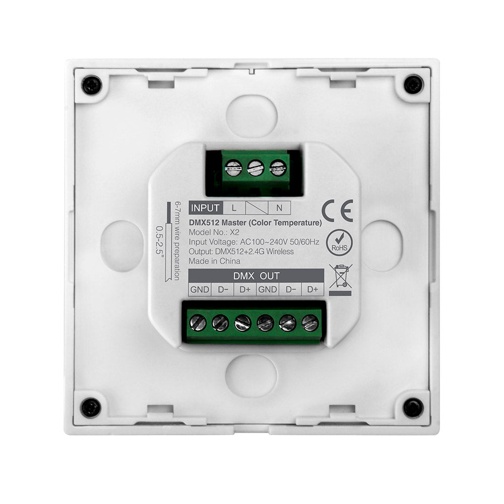 Master DMX512 y soporte RDM, CCT (blanco dual). Permite el control de hasta 4 zonas de forma independientes o conjunta. Con emisor de comandos RF para control con mando a distancia y WiFi APP (opcional).