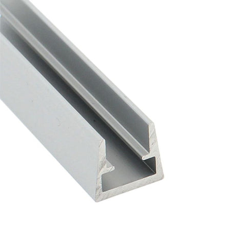Perfil de aluminio PC para aplicaciones con metacrilato óptico, permite ocultar las tiras led, lo que permite realizar instalaciones profesionales, limpias y con estilo.