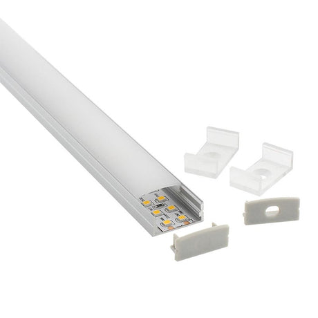 Kit que incluye perfil de aluminio SENSA BIG, cubierta opal y tapas. Para proteger y ocultar las tiras led, lo que permite realizar instalaciones profesionales, limpias y con estilo.