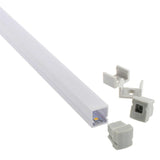 Kit que incluye perfil de plástico y tapas laterales. Para proteger y ocultar las tiras led, lo que permite realizar instalaciones profesionales, limpias y con estilo. Con protección IP68.