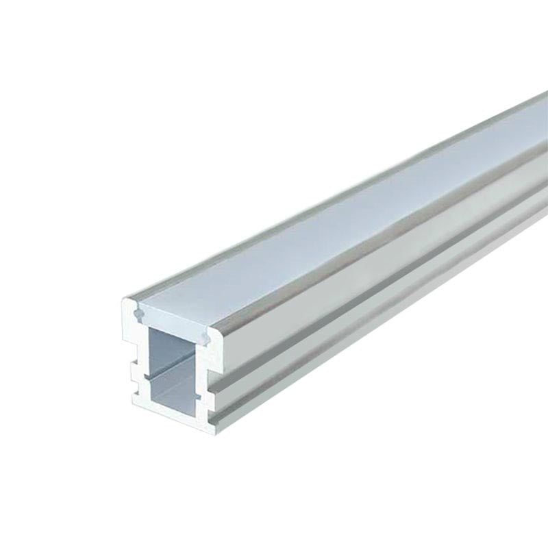 Kit que incluye perfil de aluminio, cubierta opal y tapas laterales. Para proteger y ocultar las tiras led, lo que permite realizar instalaciones profesionales, limpias y con estilo. Indicado para instalación empotrada en suelo.