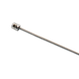 Kit que incluye 3 prisioneros metálicos en forma de cilindro fabricados en acero cromado para sujetar los cables de suspensión y/o electrificados + 3 tornillos allen para aprisionar el cable + 1 llave allen + 3 tornillos allen y llave para sujetar la cubierta acrílica del perfil. 