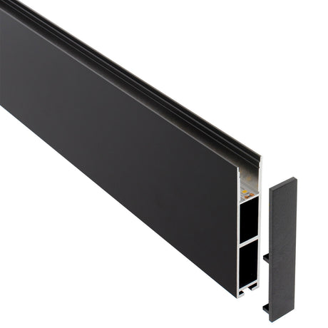 Perfil de aluminio lacado en color negro mate de 2 metros de longitud para instalaciones profesionales. Con el nuevo perfil PHANTER se consiguen impresionantes composiciones en iluminación suspendida que realzan cualquier espacio.