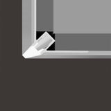 Perfil fabricado en aluminio de alta calidad ideal para iluminación de cualquier ambiente (baños, cocinas, pasillos, salones, etc) Se instala en obra entre el pladur, yeso, azulejos, etc. Dispone de aletas troqueladas que facilita la inserción del cemento u otro material para asegurar así un agarre perfecto a la pared.