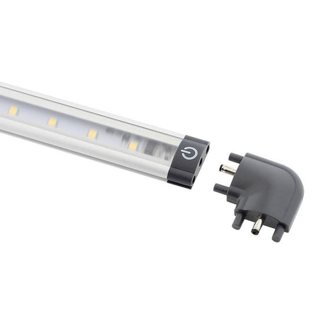 Conector en forma de L (90º) para interconectar barras led FINGER Led de 50, 80 y 100cm para conseguir instalaciones de iluminación lineal de forma fácil y sencilla.