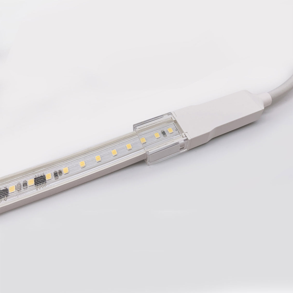 Cable que permite la conexión de tira led DC220V (LD1060167-8-9) con facilidad y seguridad con un controlador / driver led externo de 2 hilos.