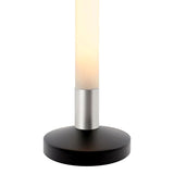 La lámpara de pié Baround es una columna de luz con en base de acero lacado color blanco y cubierta circular opal con una potente luminosidad regulable con el mando a distancia incluido. Luminaria exclusiva para crear ambientes únicos en cualquier lugar. Incluye mando a distancia RF para apagar/encender, controlar la intensidad y efectos de la luz.