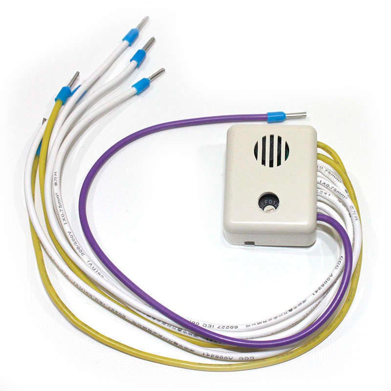 Módulo de control DALI. Permite el control de encendido/apagado y regulación de 2 grupos con dos dispositivos cada uno.