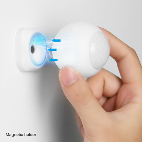 Sensor inalámbrico de movimiento ZigBee 3.0 de superficie con base magnética. Dispone de una innovadora tecnología de detección con un rango de 120º y una distancia de 7m. 