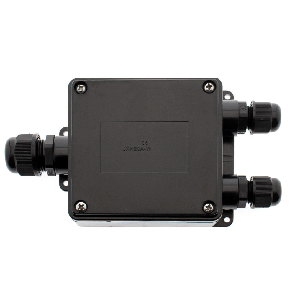 Caja IP68 para conexiones estancas, incluye 3 conectores para cables.