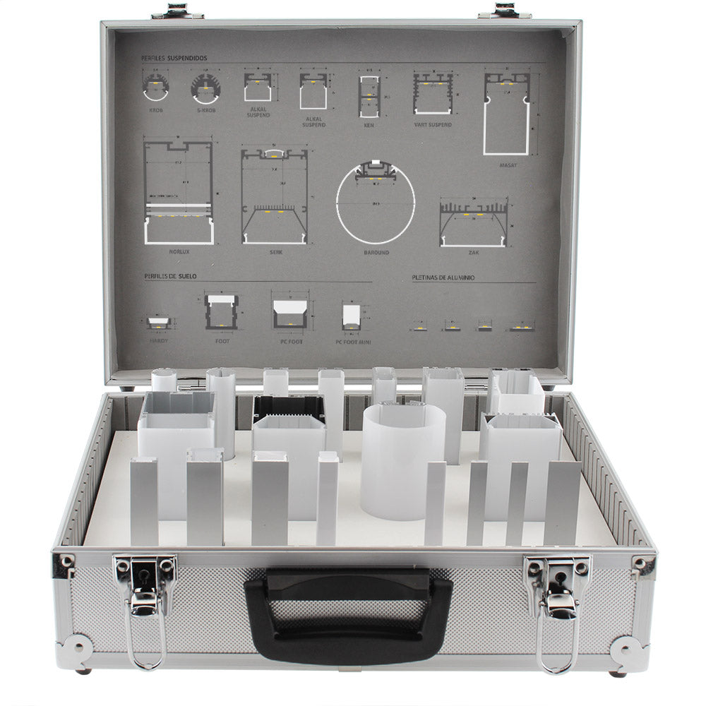 Maletín con un amplio muestrario de perfiles de aluminio para la instalación de tiras led. Incluye perfiles para instalación en SUELO, SUSPENDIDOS y PLETINAS. Consíguelo GRATIS por un pedido mínimo de 1.500€ en perfiles.